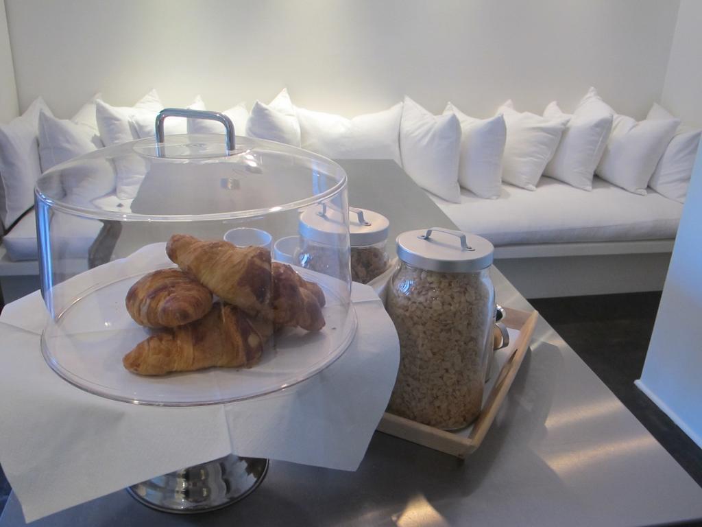 Studio Living Bed and Breakfast Montréal Exteriör bild
