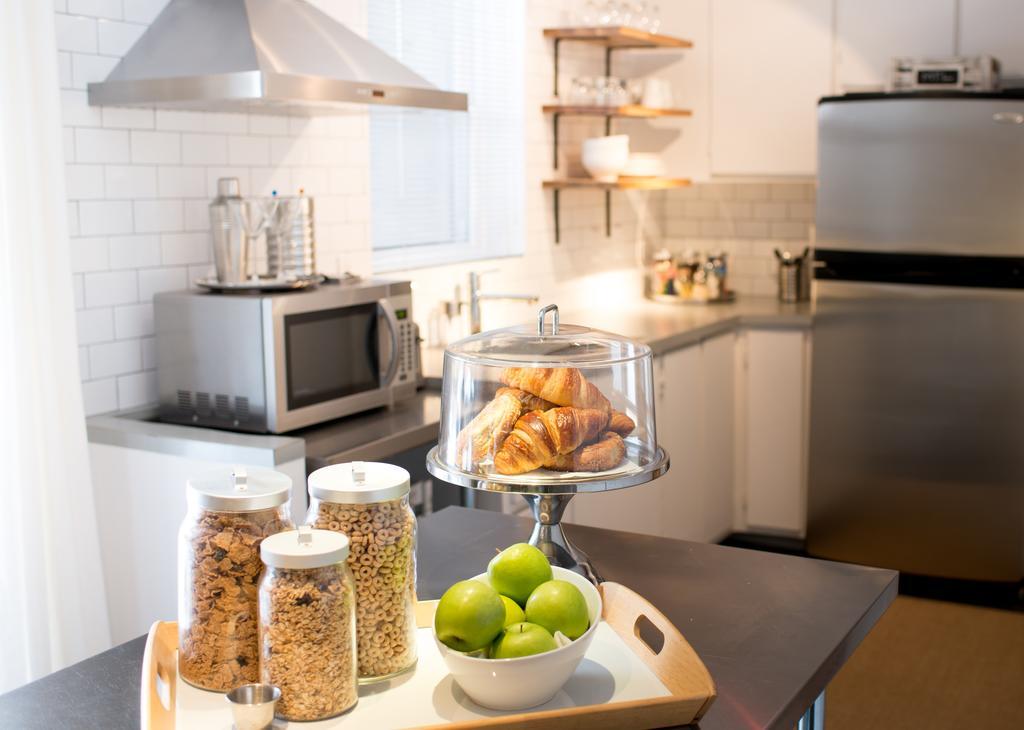 Studio Living Bed and Breakfast Montréal Exteriör bild